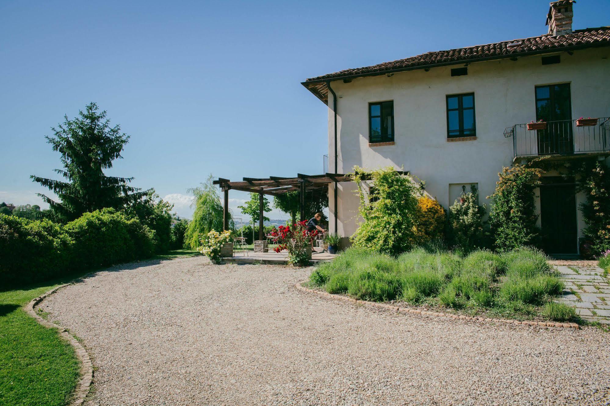 I Grilli Bed and Breakfast Castagnole delle Lanze Εξωτερικό φωτογραφία